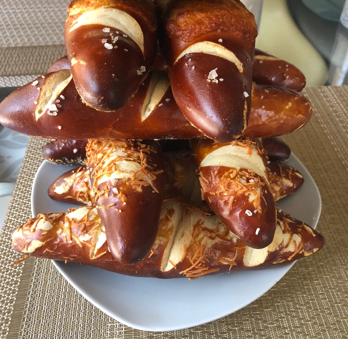 Käselaugenstangen